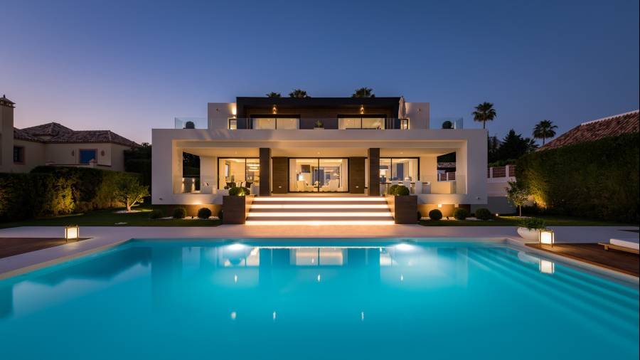 Villa in Los Naranjos Golf 