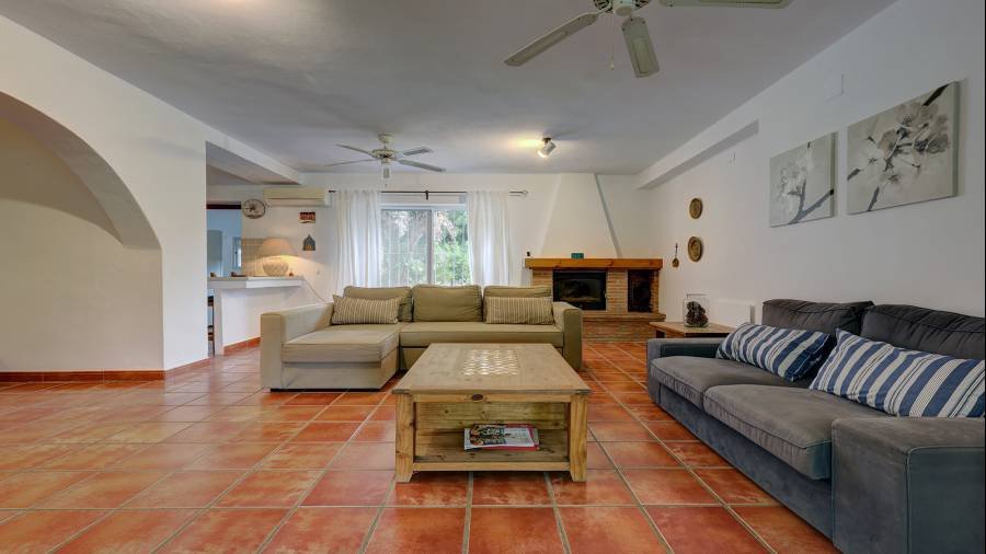 Finca in San Pablo de Buceite Jimena de La Frontera | 3-bed | €0.65M