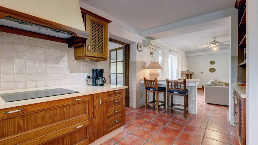 Finca in San Pablo de Buceite Jimena de La Frontera | 3-bed | €0.65M