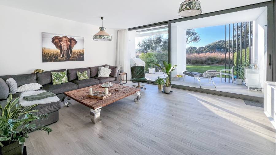 Town House в San Roque Golf, San Roque | 3 спален | €0.80M