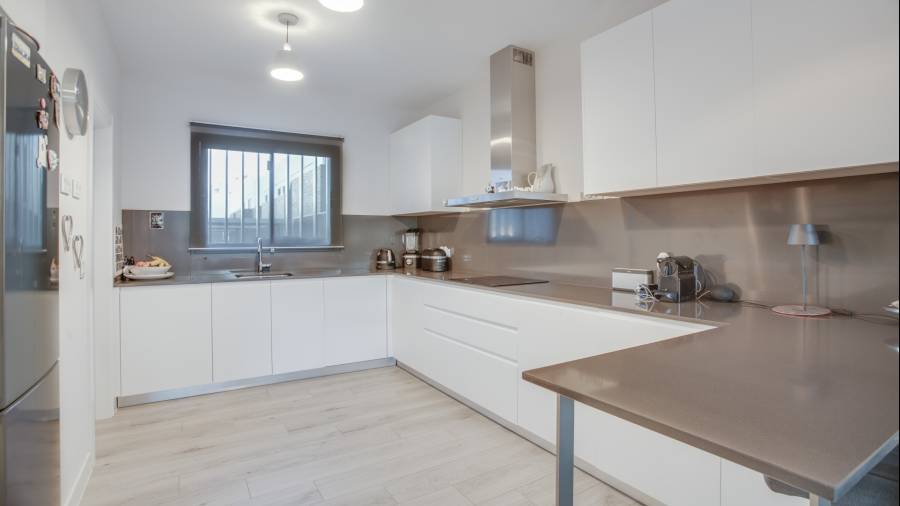 Town House в San Roque Club, San Roque | 4 спален | €0.87M