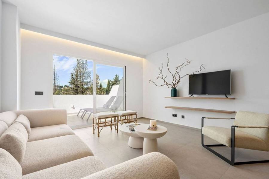 Duplex Penthouse в Nueva Andalucia, Marbella | 3 спален | €0.75M