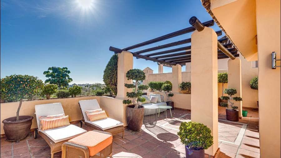 Duplex Penthouse в Estepona East, Estepona | 3 спален | €0.75M