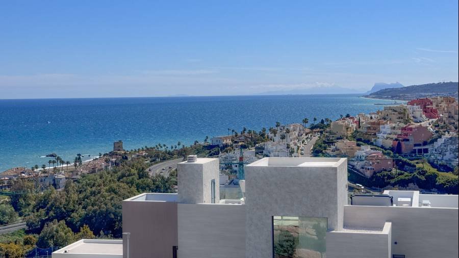 Penthouse в Bahia de Casares, Casares | 2 спален | €0.79M