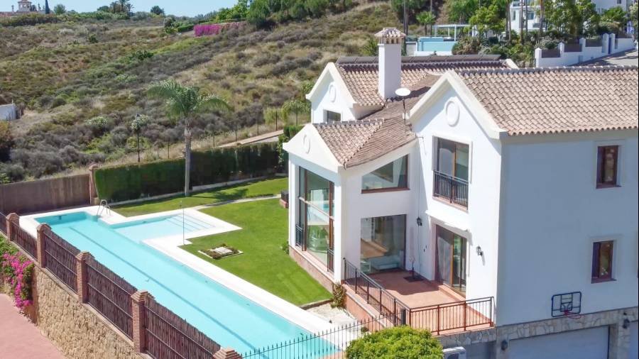 Villa in La Cala Golf Resort Mijas Costa | 5-bed | €1.89M