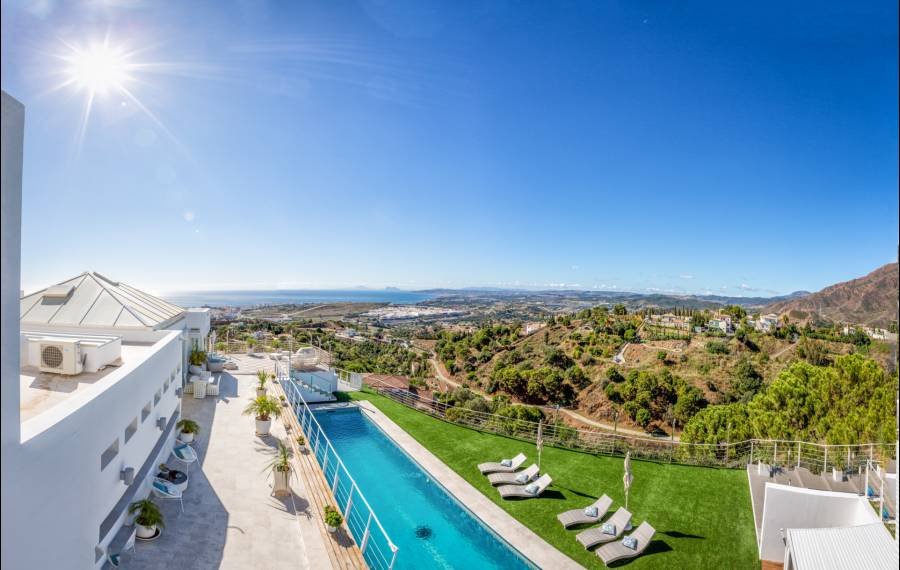 Villa Estepona | 6-bed | €3.60M