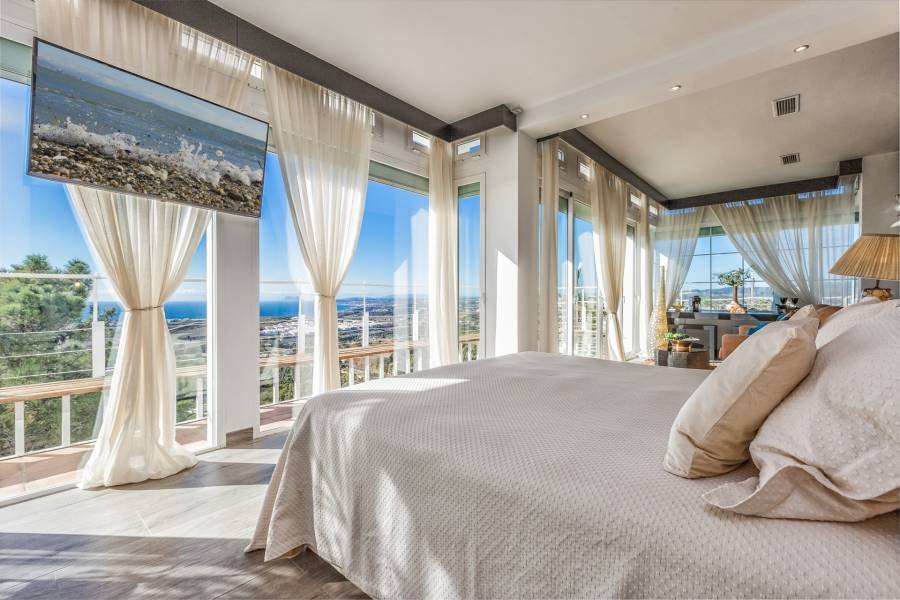 Villa Estepona | 6-bed | €3.60M
