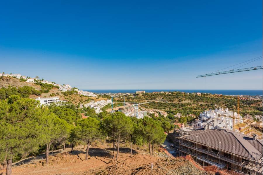 Plot in La Reserva de Alcuzcuz Benahavis | €1.90M