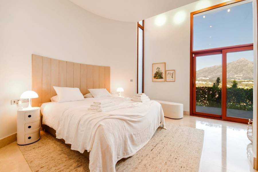 Villa in Nueva Andalucia Marbella | 7-bed | €4.40M