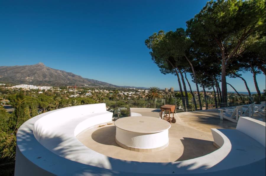 Villa in Nueva Andalucia Marbella | 5-bed | €4.50M