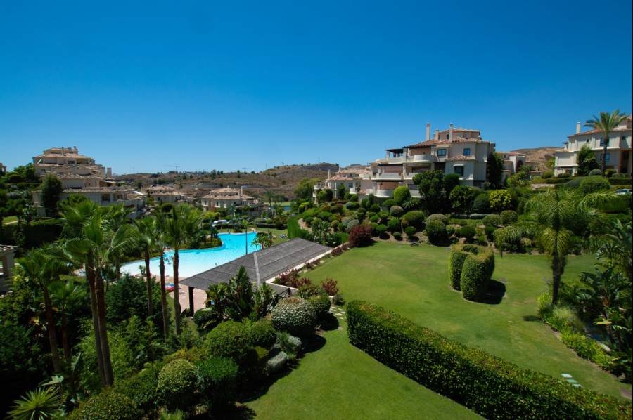 Apartment Benahavis | 3-bed | €0.59M