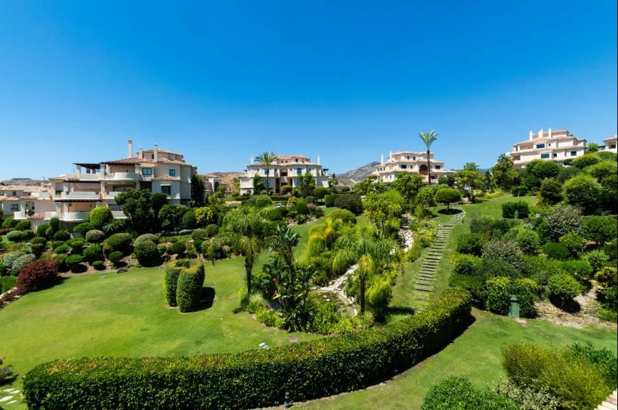 Apartment Benahavis | 3-bed | €0.59M