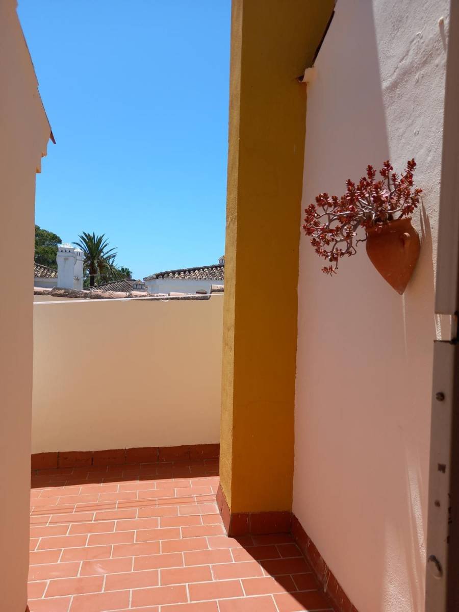 Town House in Estepona Town Estepona | 3-bed | €0.73M