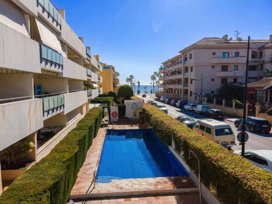 Ground Floor Apartment in Cortijo Blanco San Pedro de Alcantara | 2-bed | €0.76M