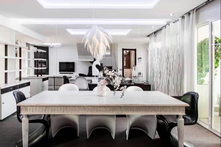 Town House in Nueva Andalucia Marbella | 5-bed | €0.76M