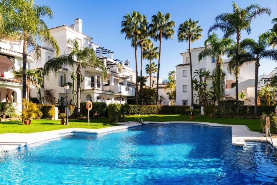 Ground Floor Apartment in Nueva Andalucia Marbella | 2-bed | €0.57M