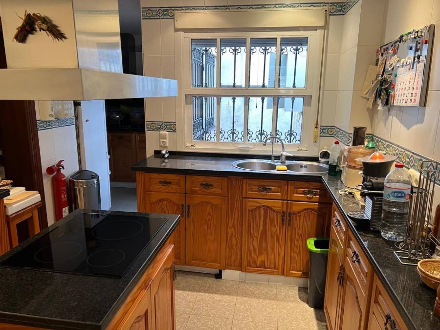 House in Nueva Andalucia Marbella | 4-bed | €0.84M
