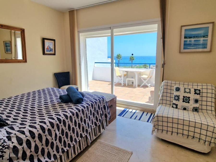 Semi Detached House in Bahia de Casares Casares | 2-bed | €0.73M