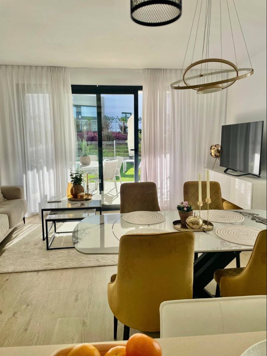 Ground Floor Apartment in Estepona West Estepona | 2-bed | €0.52M