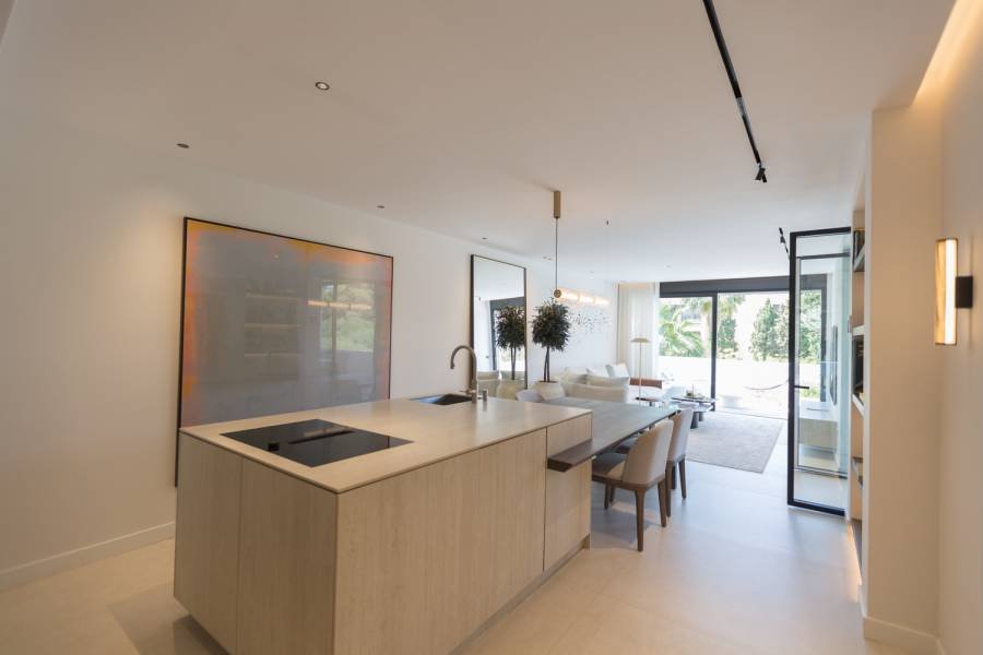 Duplex Penthouse in Marbella - Puerto Banus Marbella | 3-bed | €1.49M