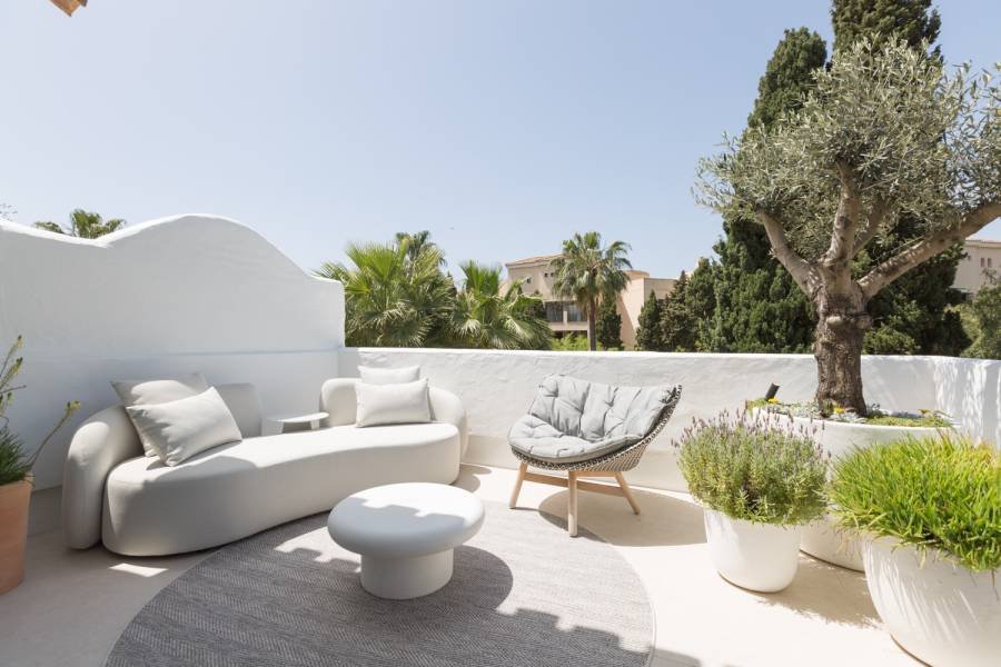 Duplex Penthouse in Marbella - Puerto Banus Marbella | 3-bed | €1.49M