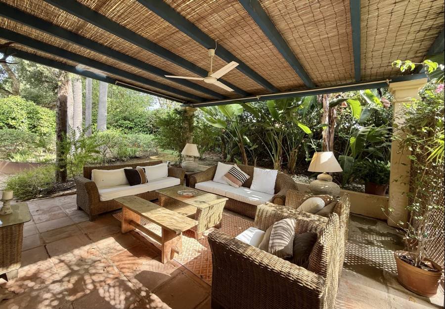 Villa in Sotogrande Alto Sotogrande | 5-bed | €1.00M