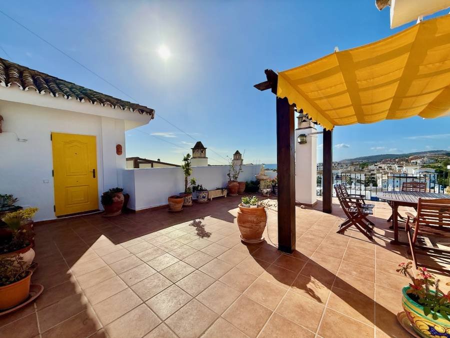 Penthouse in Marina Duquesa Manilva | 3-bed | €0.69M