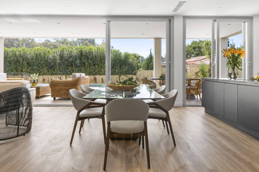Villa in Linda Vista Baja San Pedro de Alcantara | 5-bed | €2.95M