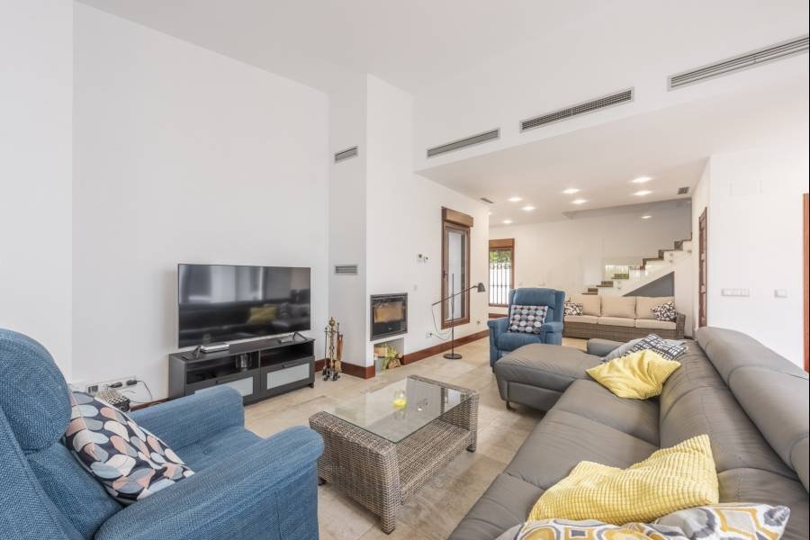 Villa in San Pedro Playa San Pedro de Alcantara | 5-bed | €2.00M