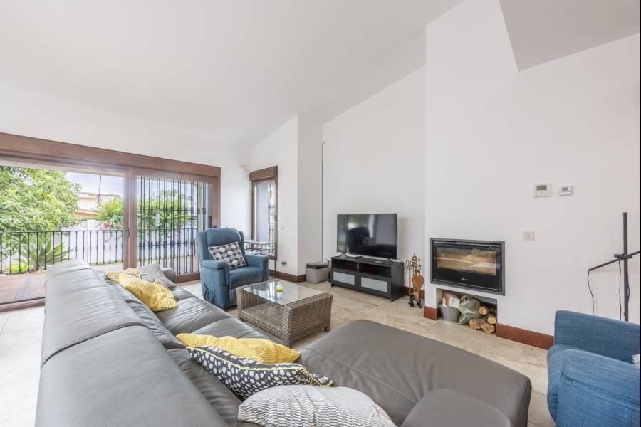 Villa in San Pedro Playa San Pedro de Alcantara | 5-bed | €2.00M