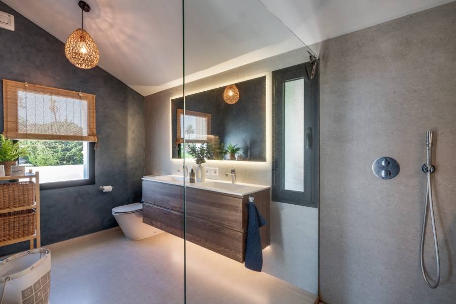 Villa in Nueva Andalucia Marbella | 4-bed | €2.65M