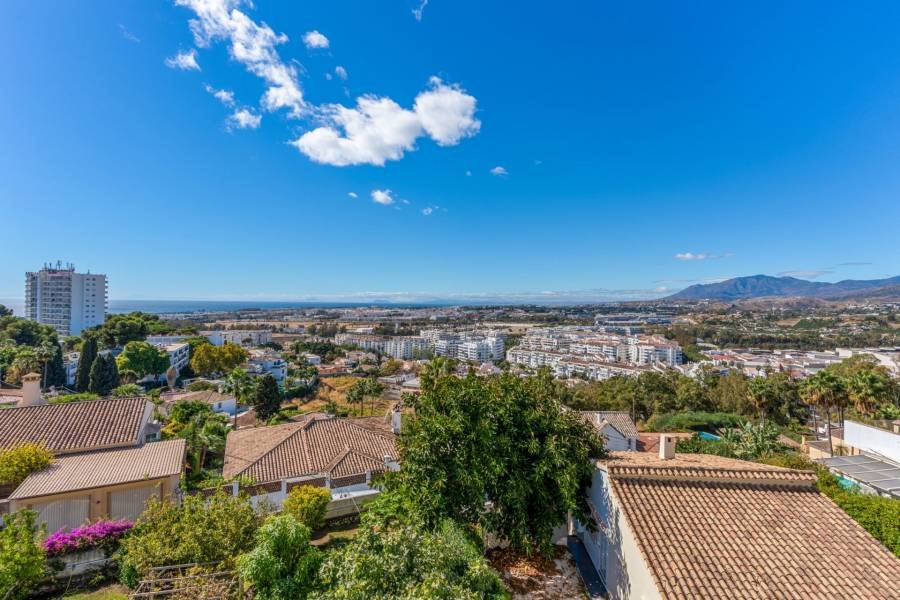 Villa in Nueva Andalucia Marbella | 4-bed | €1.80M