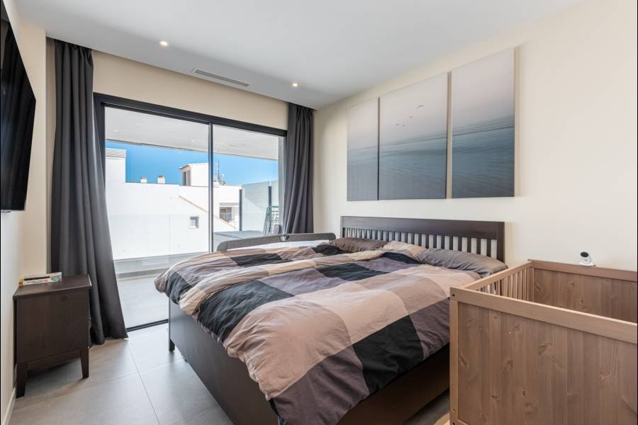 Apartment в El Castillo, Fuengirola | 2 спален | €0.60M