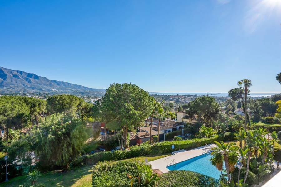 Duplex в Nueva Andalucia, Marbella | 3 спален | €0.70M