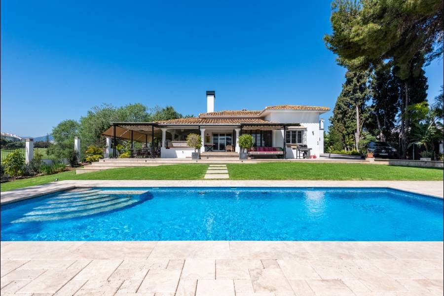 Villa San Pedro de Alcantara | 4-bed | €5.85M