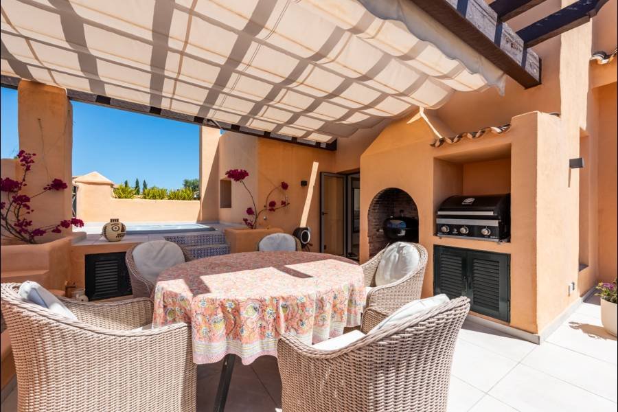 Duplex Penthouse в Estepona East, Estepona | 3 спален | €0.85M