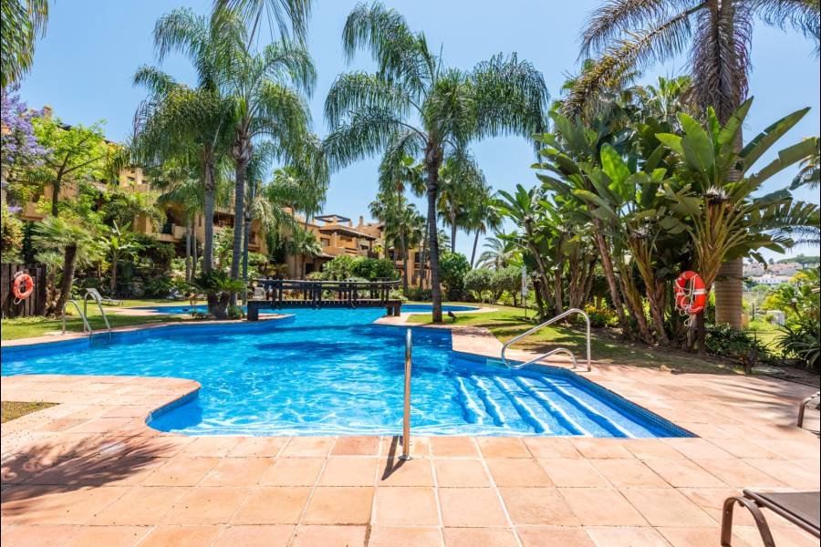 Duplex Penthouse в Estepona East, Estepona | 3 спален | €0.85M