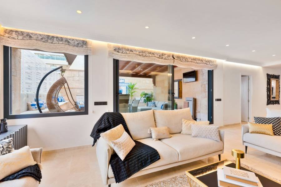 Penthouse Marbella | 3-bed | €1.36M