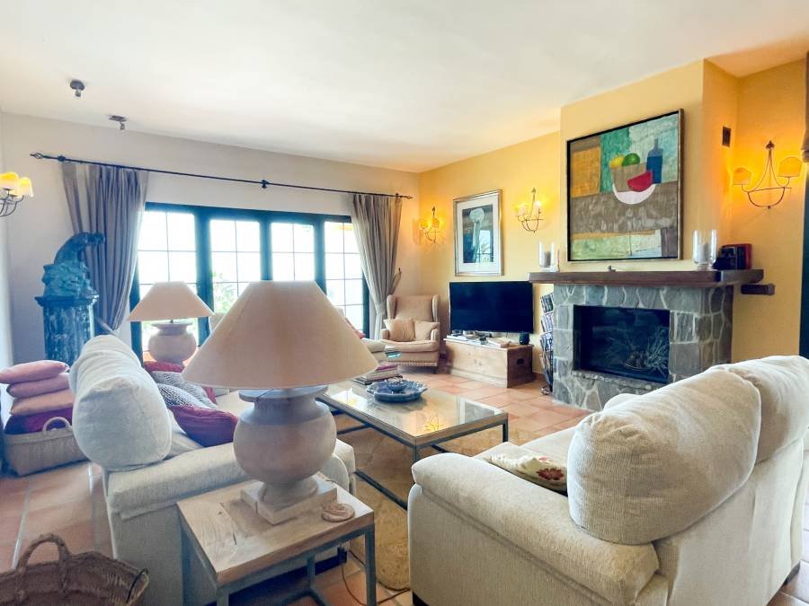 Villa Villanueva de la Concepción | 4-bed | €1.69M