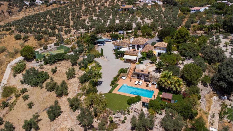 Villa Villanueva de la Concepción | 4-bed | €1.69M