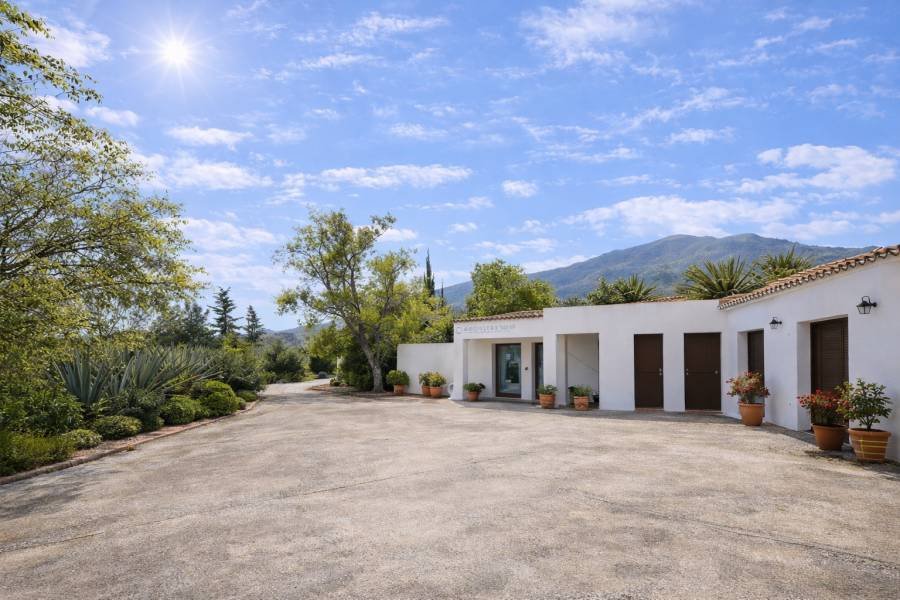House in Valtocado Mijas | 5-bed | €2.75M