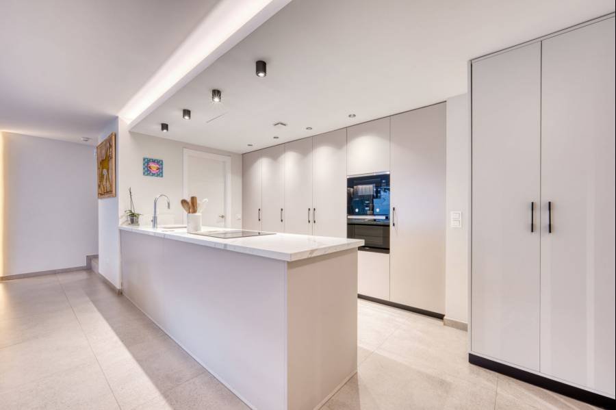 Duplex Penthouse в , San Pedro de Alcantara | 4 спален | €0.85M
