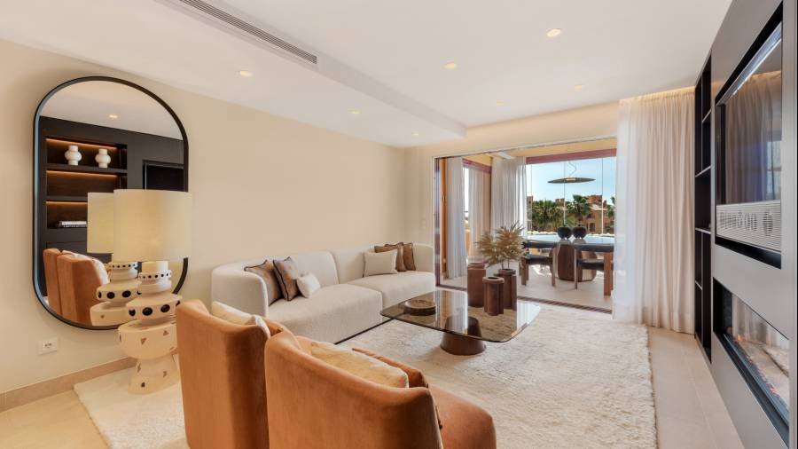 Apartment in Estepona East Estepona | 3-bed | €2.40M