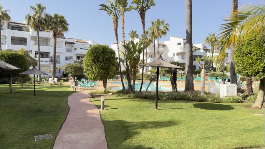 Apartment в Estepona East, Estepona | 3 спален | €0.72M