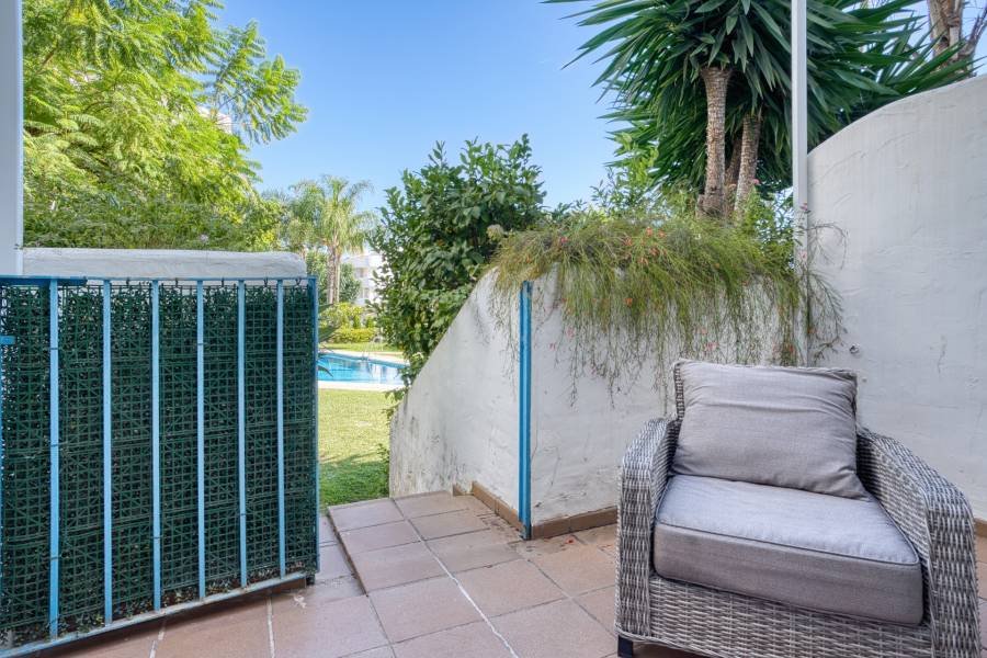 Ground Floor Apartment in Marbella Golden Mile Marbella | 2-bed | €0.70M