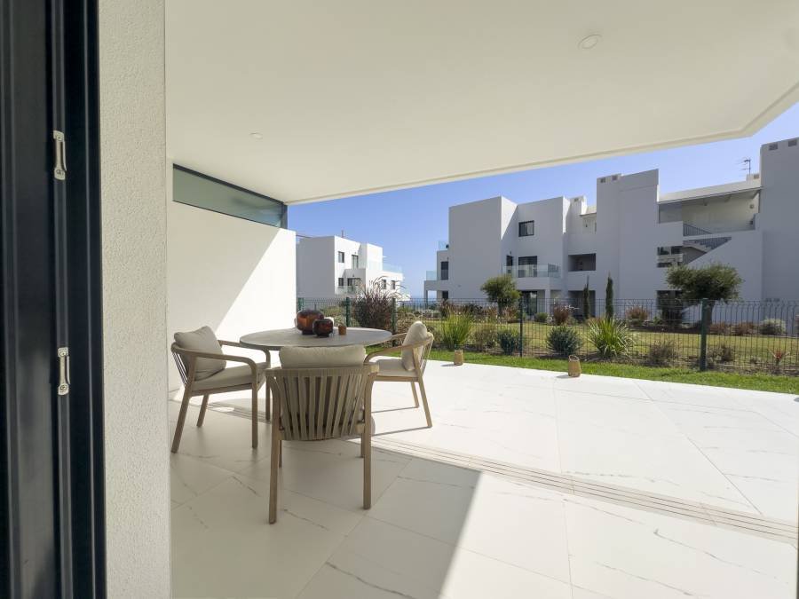 Ground Floor Apartment в Bahia de Casares, Casares | 2 спален | €0.64M