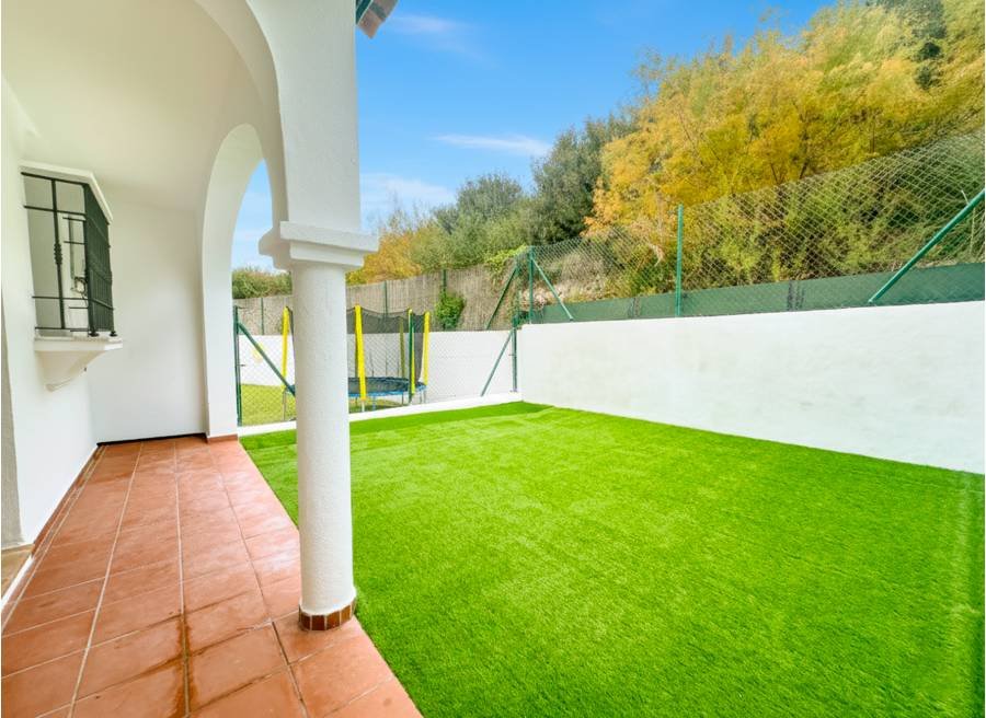 Town House в Los Hidalgos, Manilva | 3 спален | €0.56M