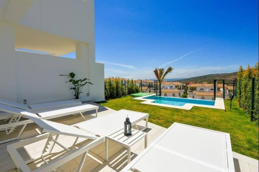Town House в Bahia de las Rocas, Manilva | 3 спален | €0.70M