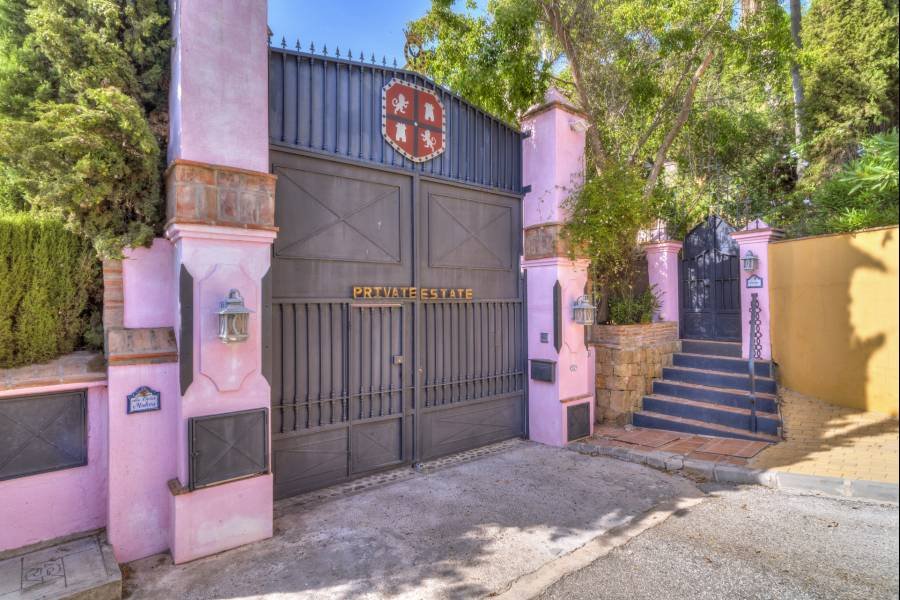 Villa Benahavis | 5-bed | €5.25M