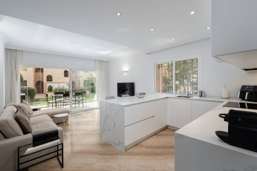 Ground Floor Apartment в Marbella Este, Marbella | 3 спален | €0.65M